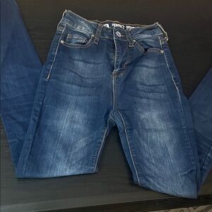 Perfect Stretch Women's Dark Blue Cropped Jeans